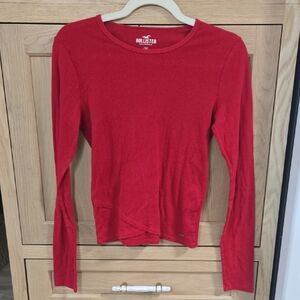 Hollister Women's Red Long Sleeve Tee